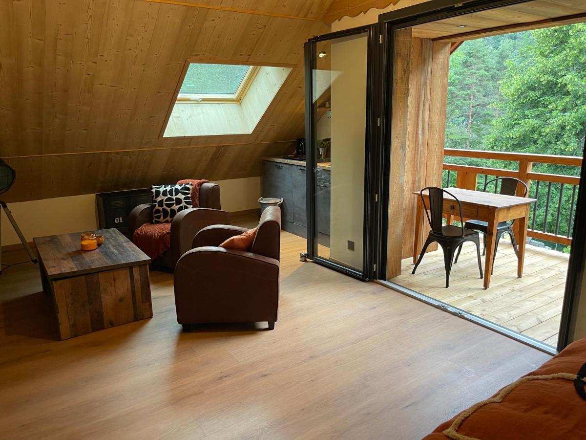 Chambres D'Hotes Les Chambres D'Elsa Albiez-Montrond Kültér fotó
