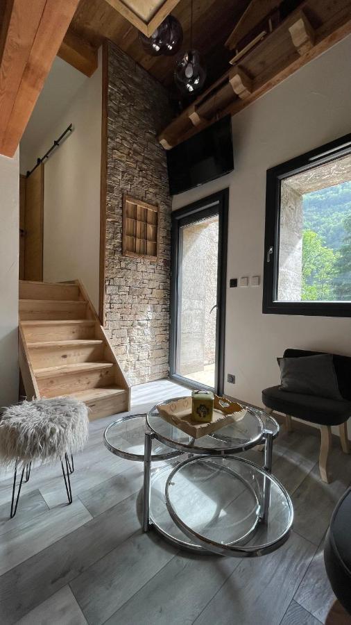 Chambres D'Hotes Les Chambres D'Elsa Albiez-Montrond Kültér fotó
