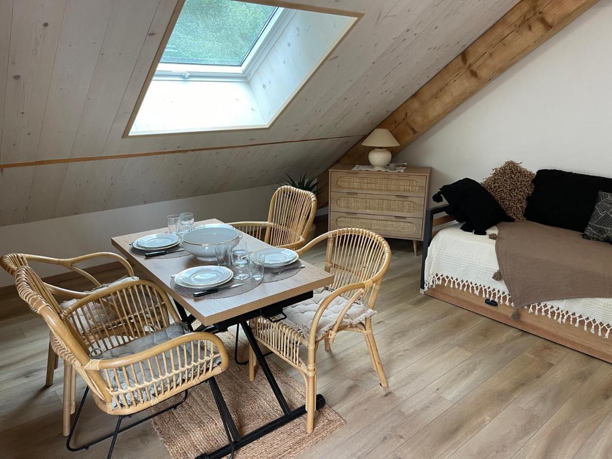 Chambres D'Hotes Les Chambres D'Elsa Albiez-Montrond Kültér fotó