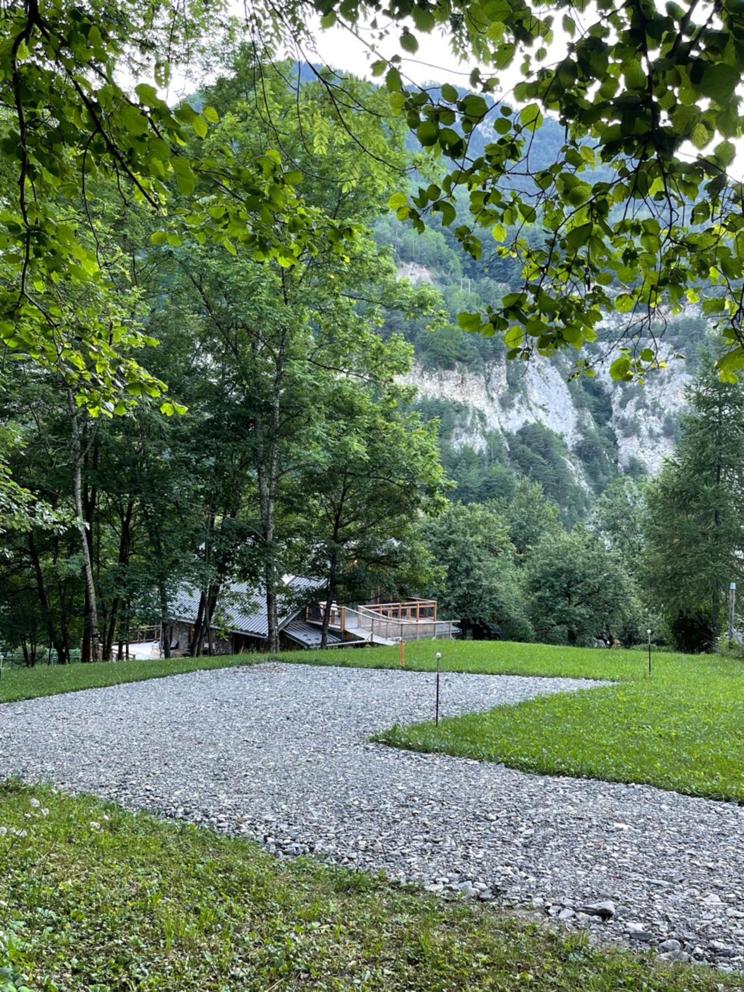 Chambres D'Hotes Les Chambres D'Elsa Albiez-Montrond Kültér fotó